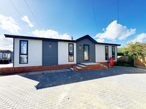 Photo 1- click for photo gallery